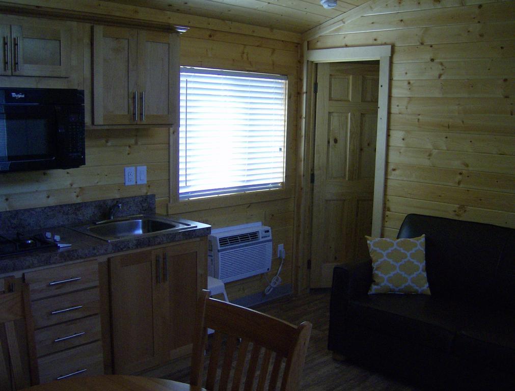 Lake Minden Camping Resort Cottage 2 Nicolaus Exterior foto